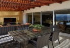 Bombeetapergolas-3.jpg; ?>
